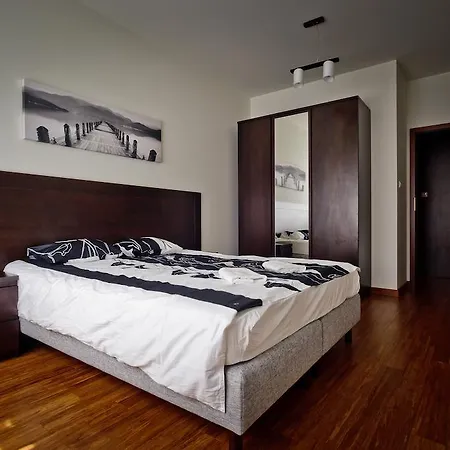 Executive Suites Galeria Park * Warschau